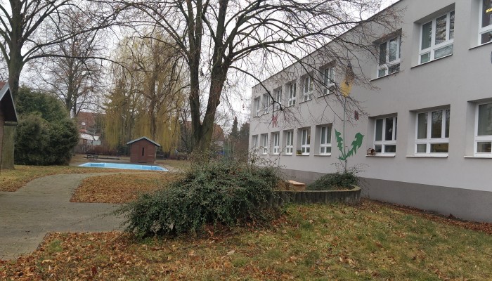 Environmentální výchova - Revitalizace přírodní zahrady v MŠ Mládežnická